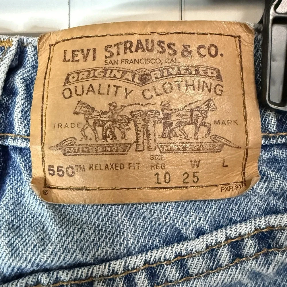 Vintage 1997 Levi's 550 Relaxed Fit Jeans Light Wash Orange Tab Boys Size 10